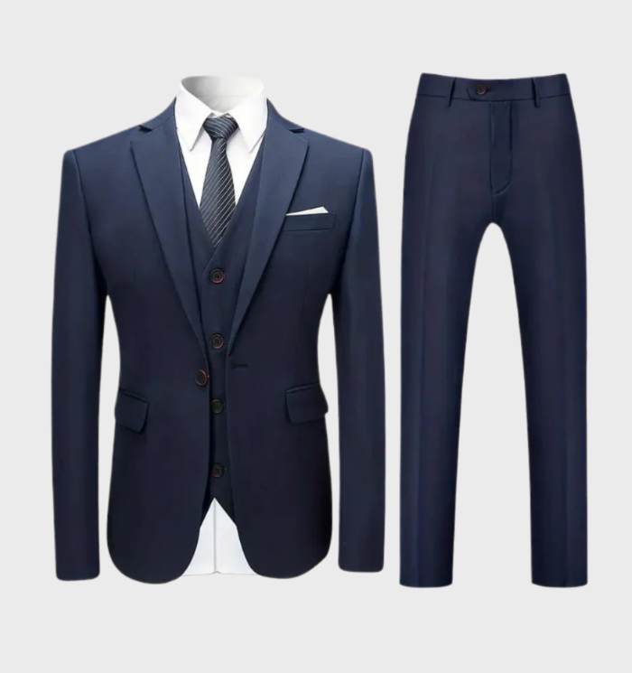 3-delige herenblazer met revers en enkele borstzak in combinatie met een broek met zakken