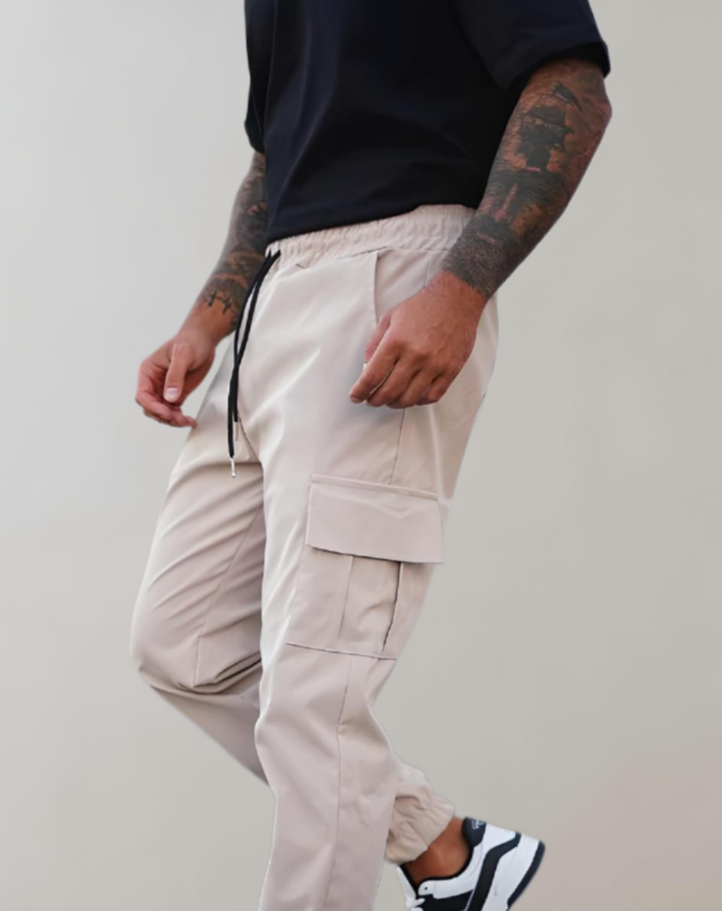 Slim fit, effen kleur jogger met meerdere zakken en rekbare taille